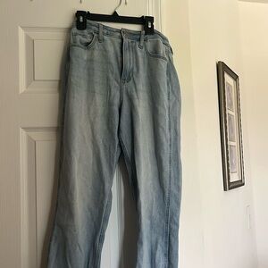 Hollister Mom Jeans, light wash, 5L